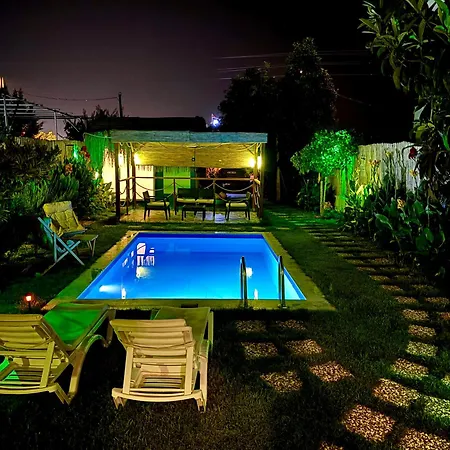 Luxury Pool Close To Airport And فيلة *