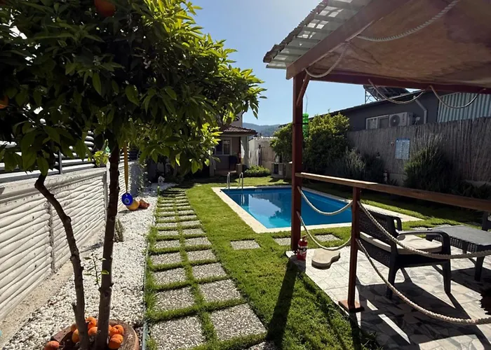 Luxury Pool Close To Airport And * دالامان