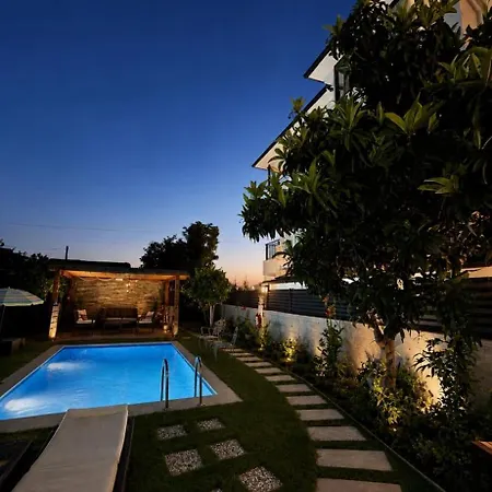 Muejgan Hanim Konagi Villa *